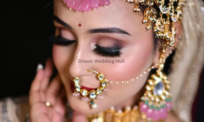 The Glam Studio unisex salon